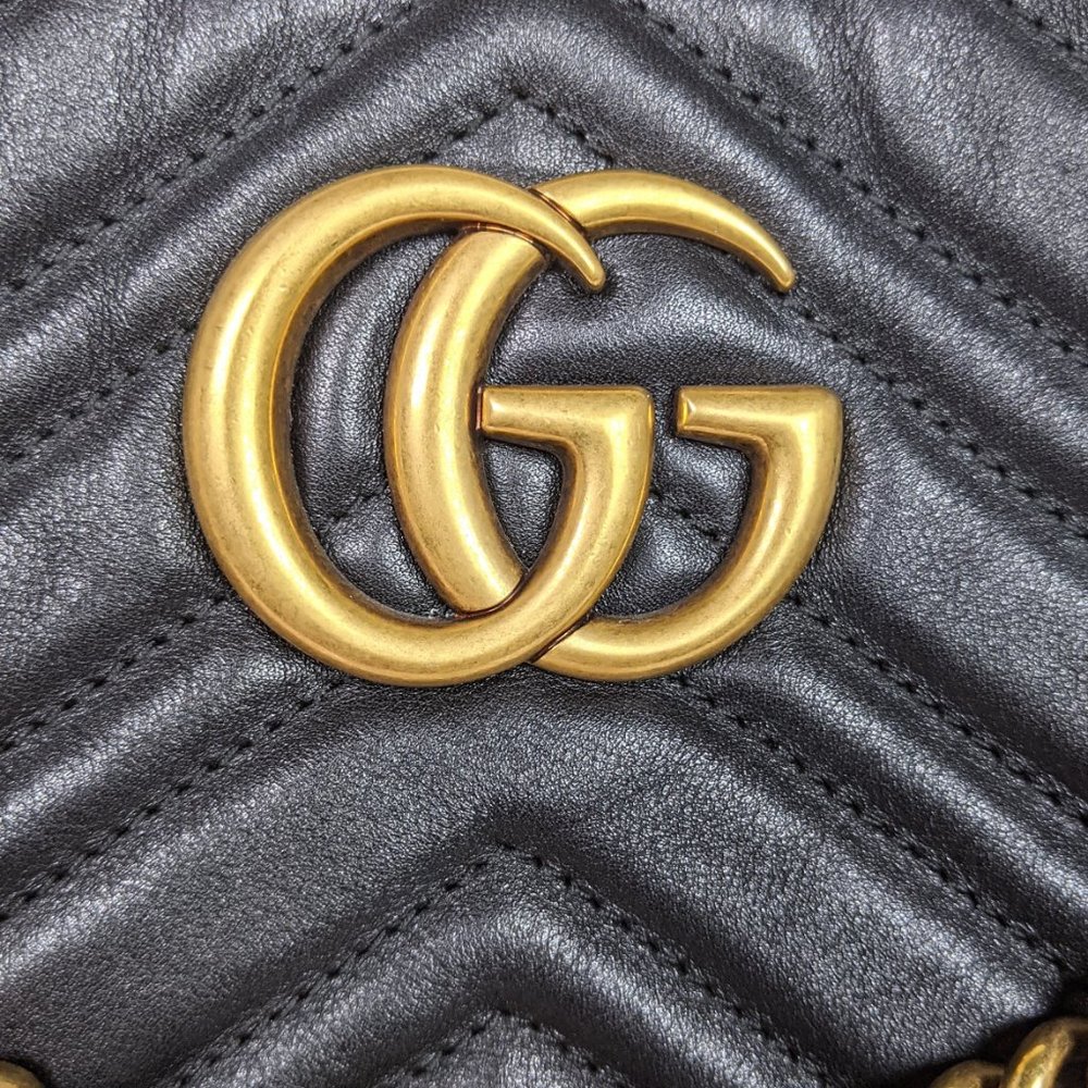 SOLD Gucci Black Marmont Gg Matelasse Tote - Picture 2 of 9